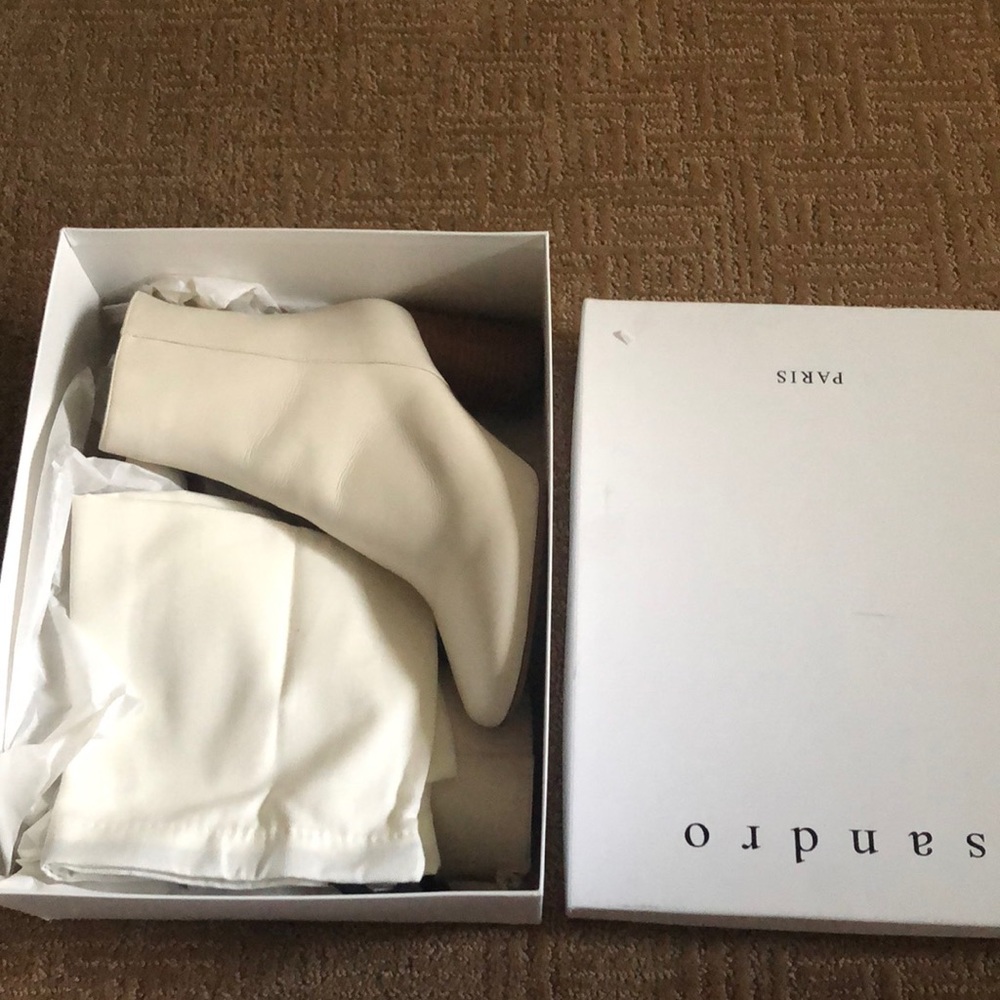 SANDRO • Authentic off white Sacha boots - Picture 3 of 6